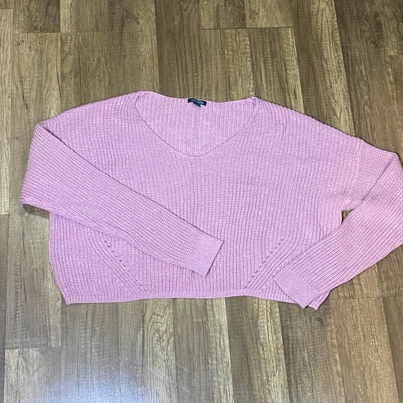 Trendy Cropped Sweater in Dusty Rose - Picture 2 of 4